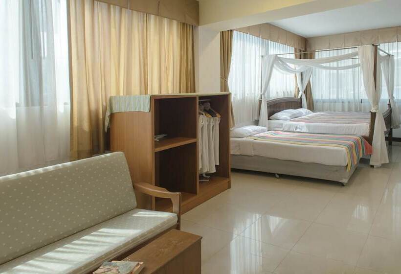 اتاق لوکس سه تخته, The Best Bangkok House