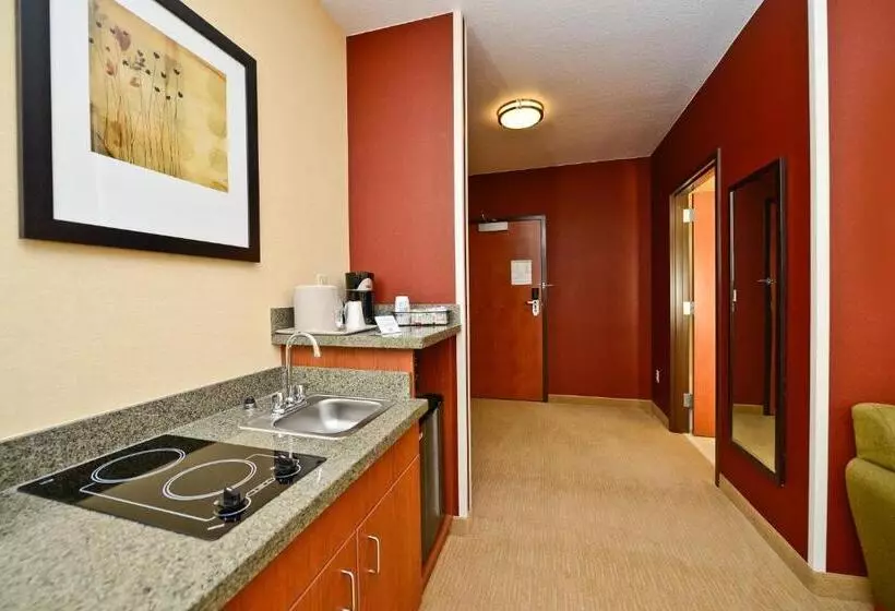 Sviitti, Comfort Inn & Suites Gateway To Glacier National Park