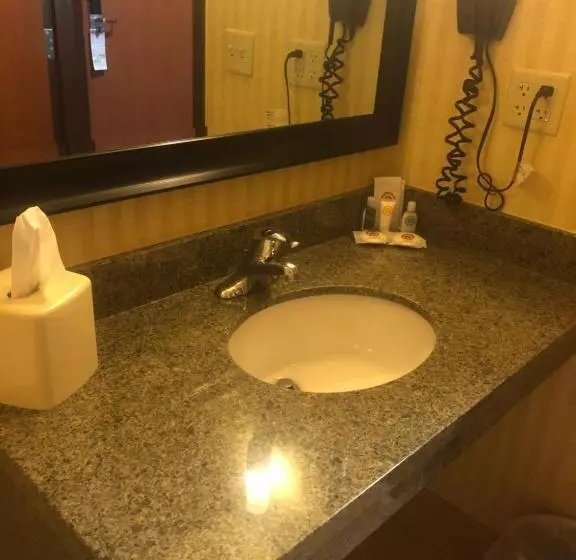Sviitti, Comfort Inn & Suites Gateway To Glacier National Park