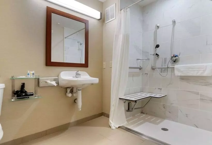 身障者適用スイートルーム, Comfort Suites Marysville Yuba City