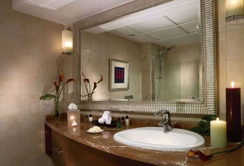 1 Bedroom Apartment Lake View, Millennium Lakeview