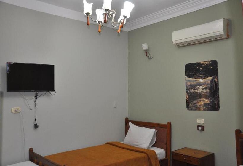 اتاق استاندارد یک نفره, Dahab Plaza