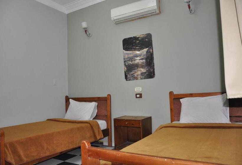 اتاق استاندارد یک نفره, Dahab Plaza