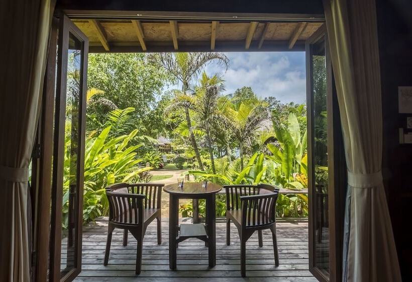 اتاق لوکس با چشم‌انداز دریا, Gajapuri Resort Koh Chang
