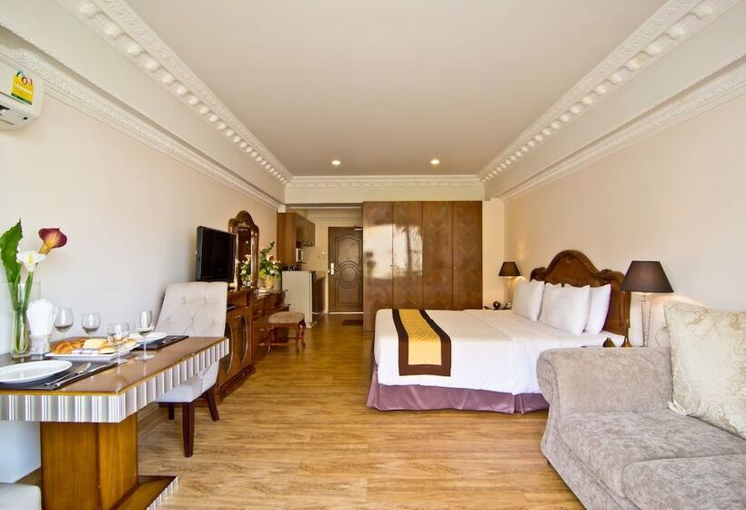 标准间, Lk Royal Suite