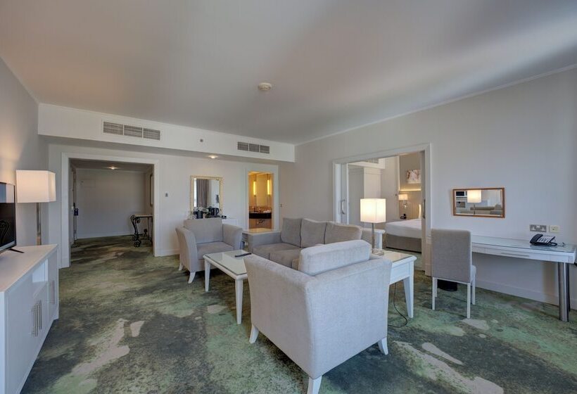 Президентский Люкс, Millennium Lakeview