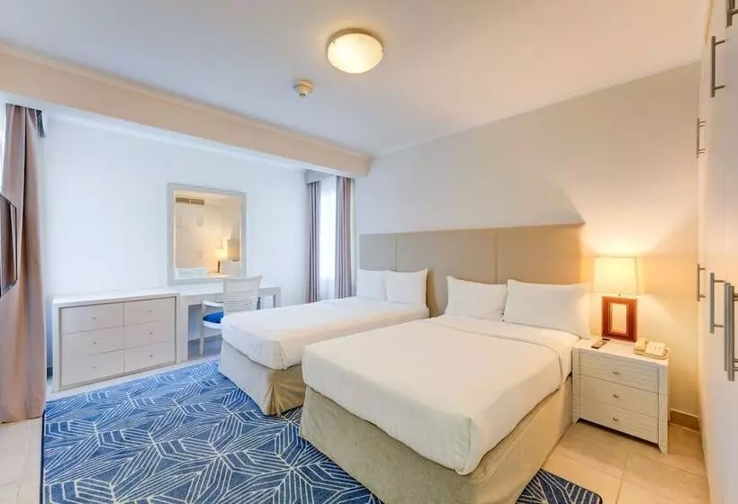 2 Bedrooms Apartment Lake View, Millennium Lakeview