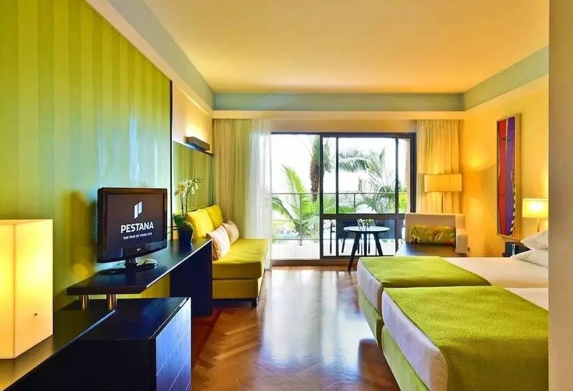 オーシャンビュークラシックルーム, Pestana Promenade Ocean Resort