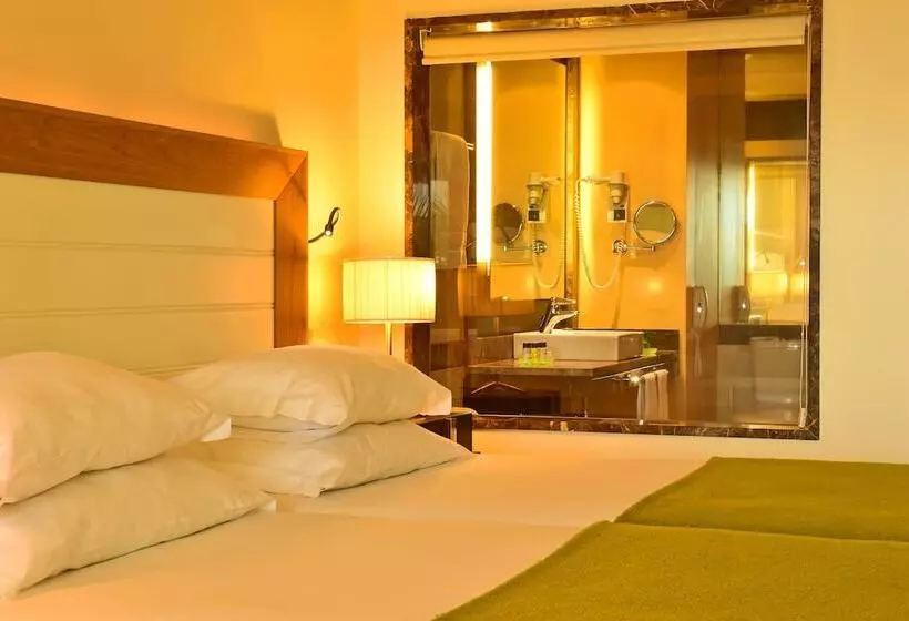オーシャンビュークラシックルーム, Pestana Promenade Ocean Resort