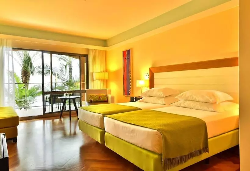オーシャンビュークラシックルーム, Pestana Promenade Ocean Resort