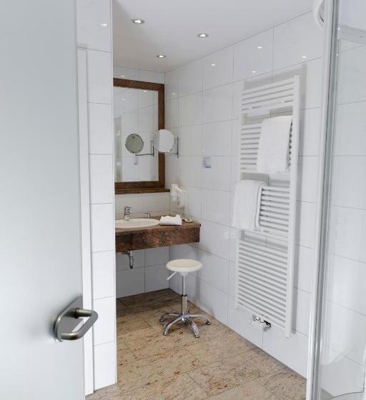 Номер Стандарт, Plattenwirt