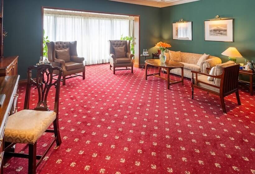 سوییت, Sarova Stanley