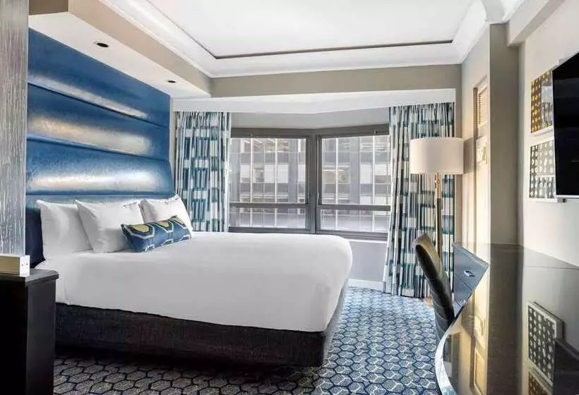 Standard-studio, The Hilton Club   New York
