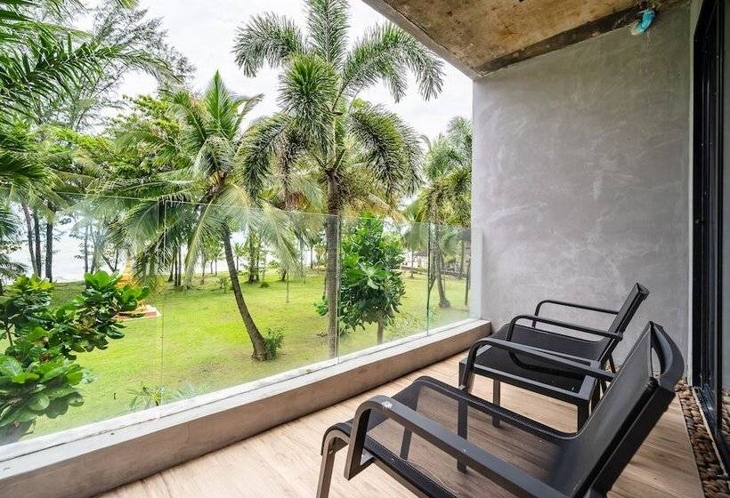 Номер Deluxe Вид на Море, Kokotel Khao Lak Lighthouse