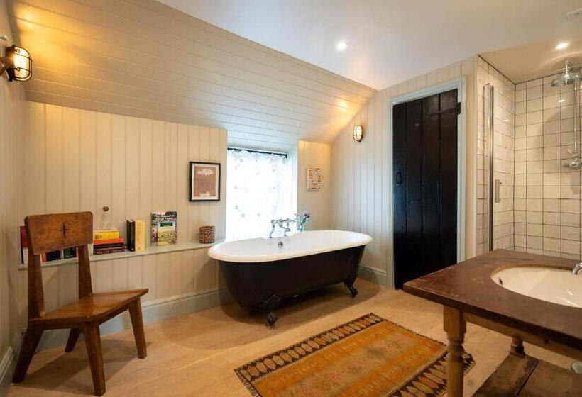 חדר דחוקס עם מיטת קינג, Royal Oak Ramsden