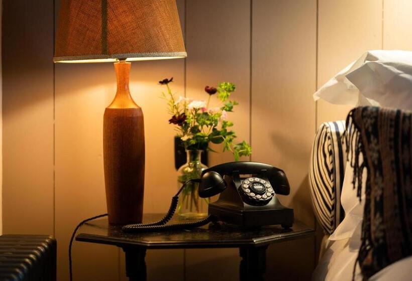 חדר סופריור עם מיטת קינג, Royal Oak Ramsden