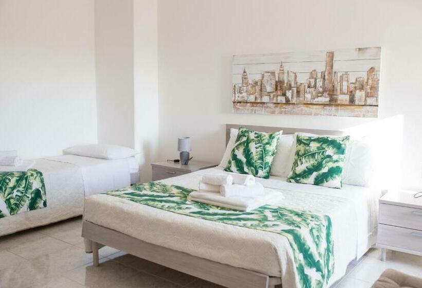 Семейный Номер Deluxe, B&b La Quercia Budoni, Tanaunella