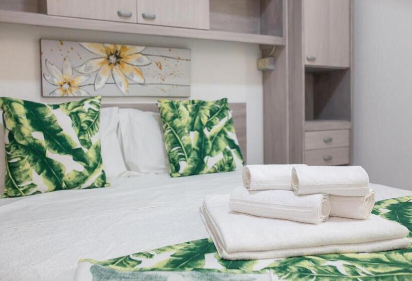 חדר סטנדרט, B&b La Quercia Budoni, Tanaunella