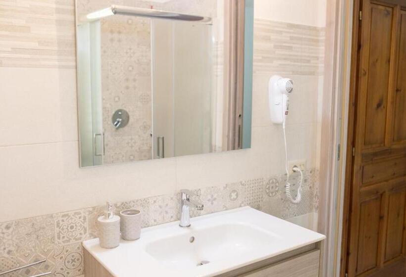 חדר סטנדרט, B&b La Quercia Budoni, Tanaunella