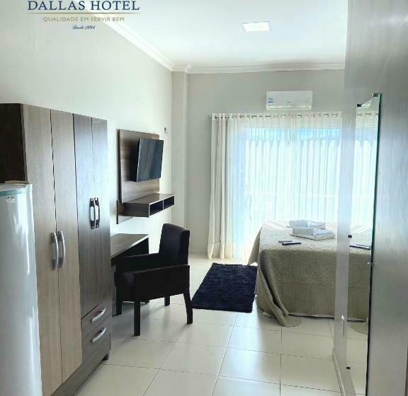 جناح, Dallas Hotel Premium