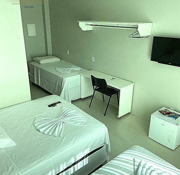 חדר סטנדרט לארבעה, Dallas Hotel Premium