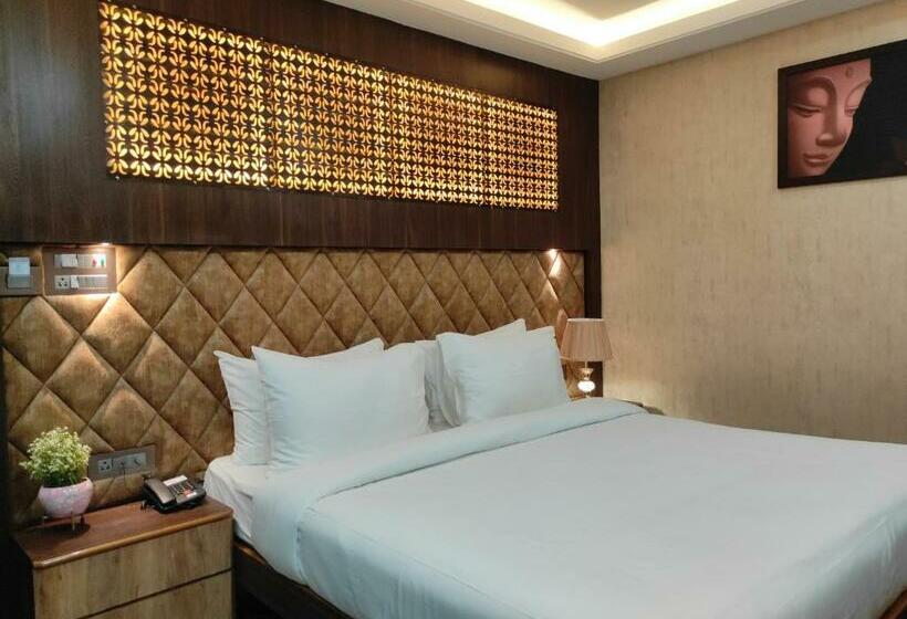 غرفة ديلوكس, Aavas Inn