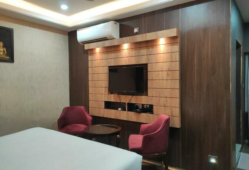 غرفة ديلوكس, Aavas Inn