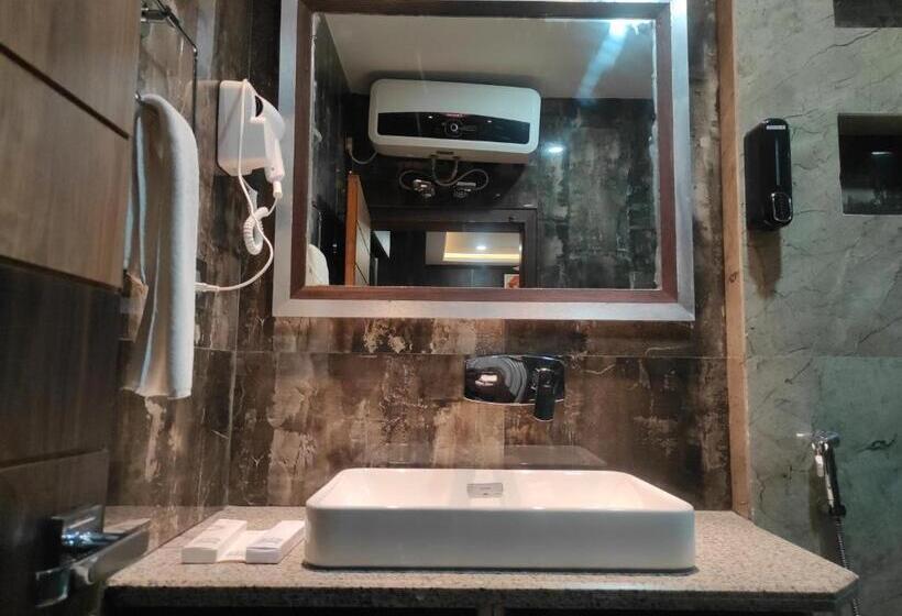 غرفة ديلوكس, Aavas Inn