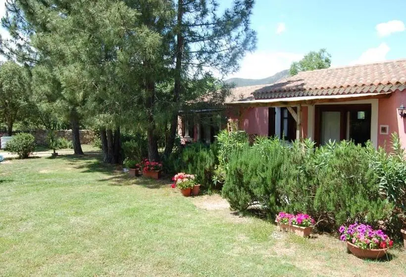 スーペリアールーム, Agriturismo L Aglientu B&b
