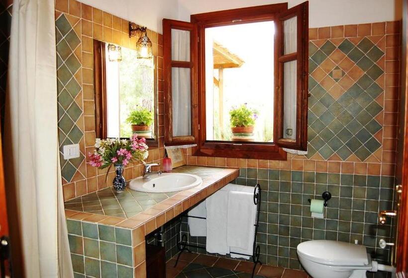 수피리어 트리플 룸, Agriturismo L Aglientu B&b