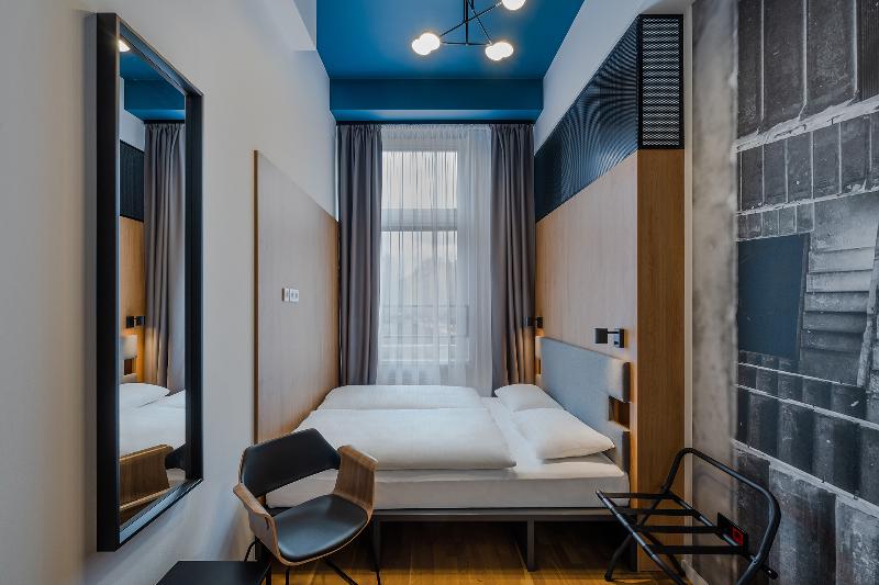 غرفة قياسية, Dean S Home Budapest