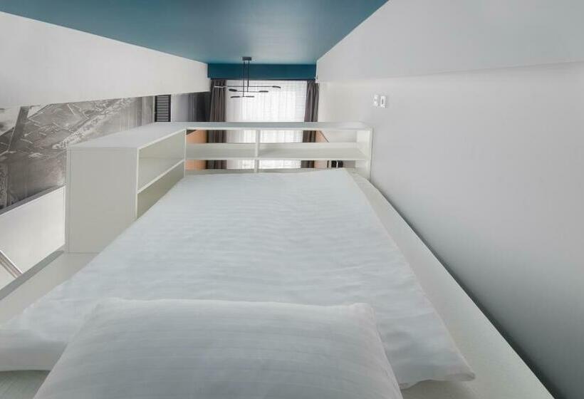 غرفة قياسية, Dean S Home Budapest