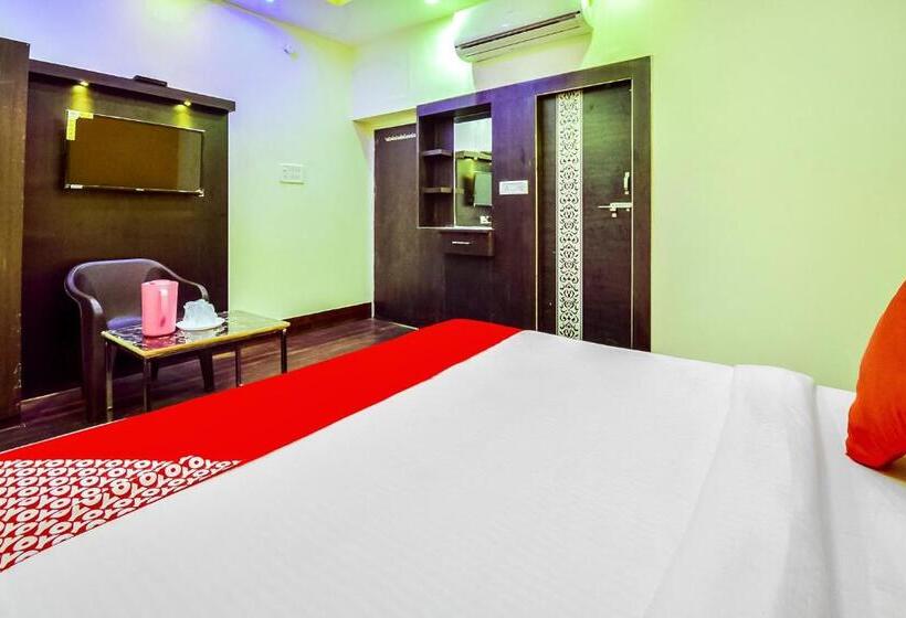 اتاق کلاسیک سه تخته, Oyo 63331 Ambika Dx