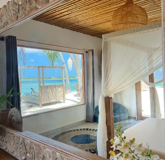 اتاق سوپریور با چشمانداز دریا, Met House