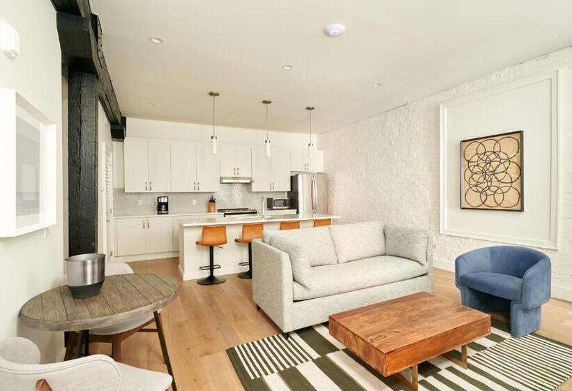 آپارتمان 2 خوابه, Sonder The Saddlery