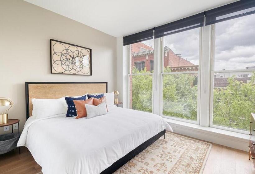 آپارتمان سوپریور 1 خوابه, Sonder The Saddlery