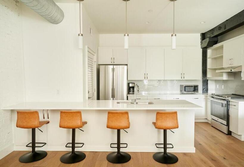 آپارتمان سوپریور 1 خوابه, Sonder The Saddlery