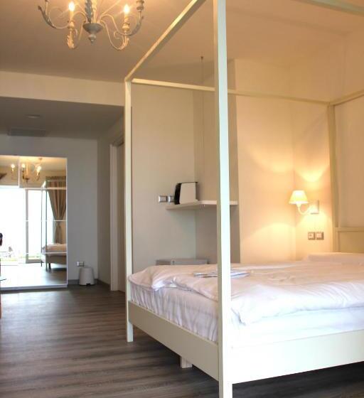 小型套房, Oliveto