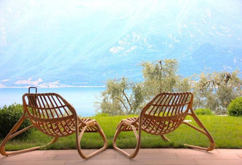 小型套房, Oliveto