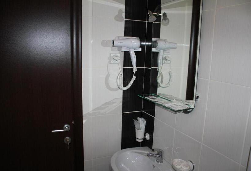 اتاق استاندارد, Feniks Požarevac