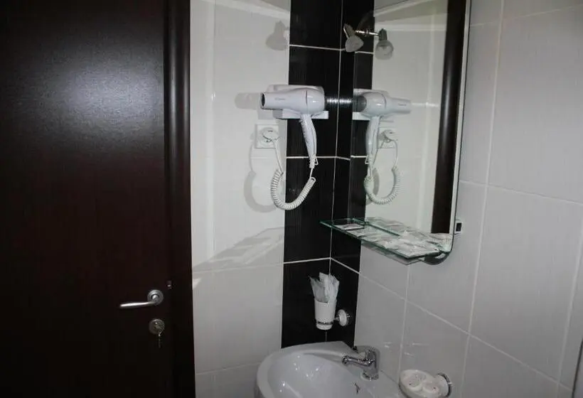 اتاق استاندارد, Feniks Požarevac