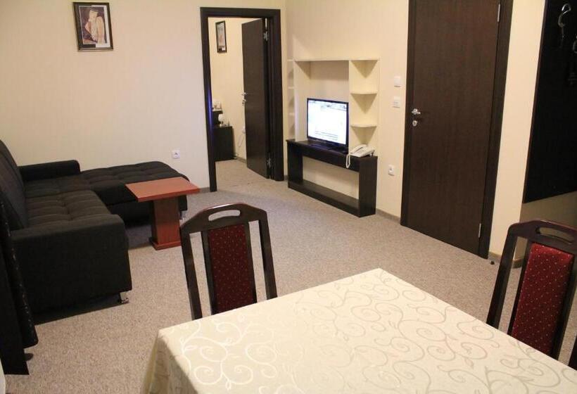 آپارتمان 1 خوابه, Feniks Požarevac