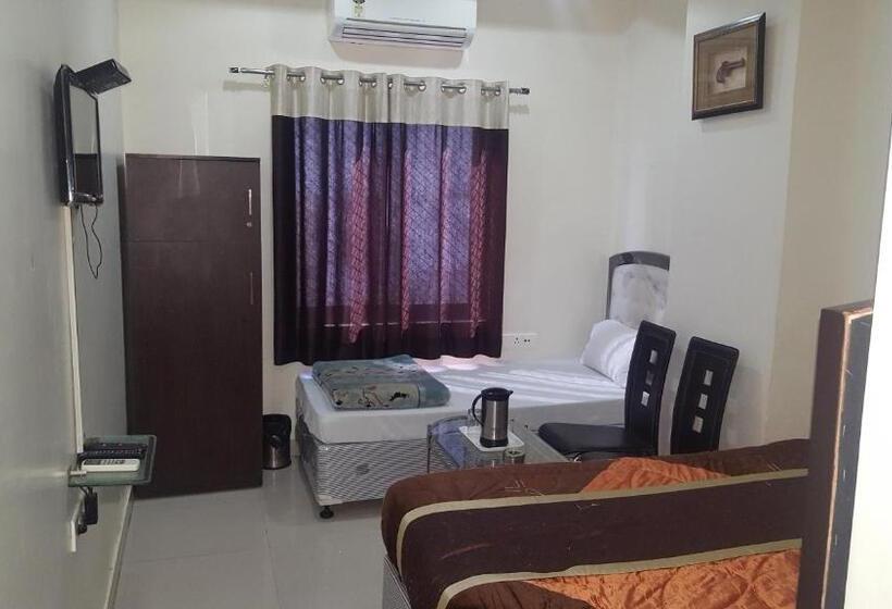 스탠다드 트리플 룸, Galaxy Inn