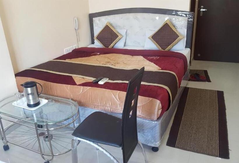 Номер Стандарт Трехместный, Galaxy Inn