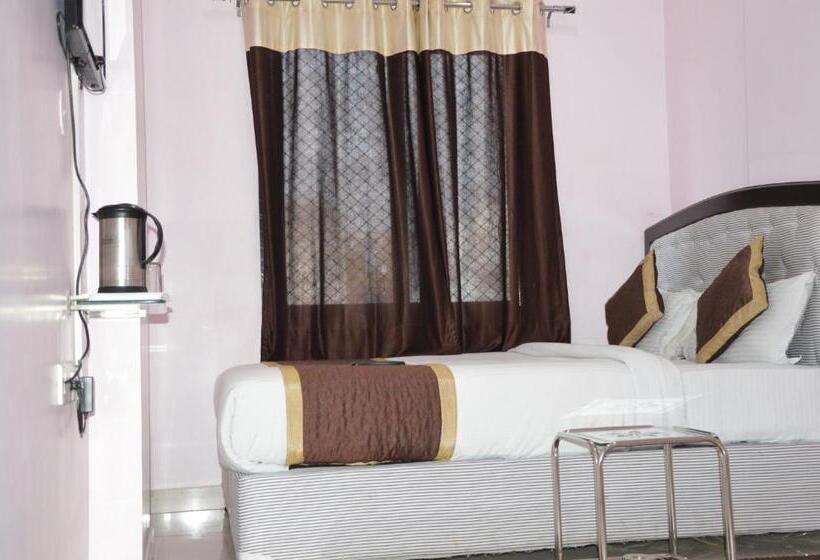 Номер Economy, Galaxy Inn