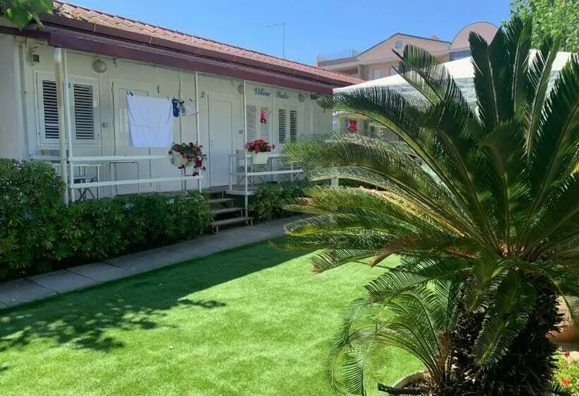 اتاق استاندارد چهار تخته, Villaggio Benvivere