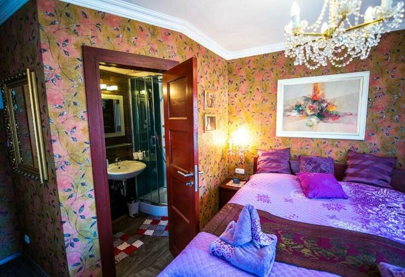 חדר סטנדרט עם מרפסת, Moroder Haus