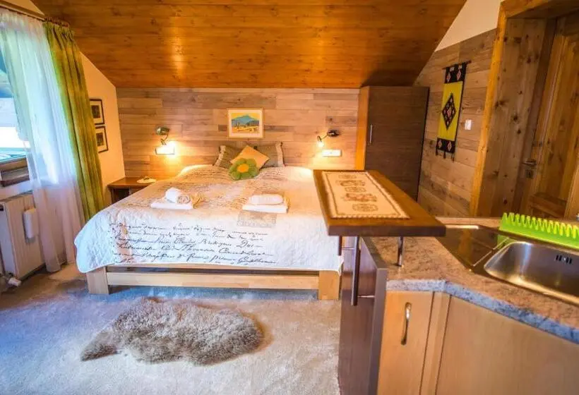 Svit med Balkong, Moroder Haus