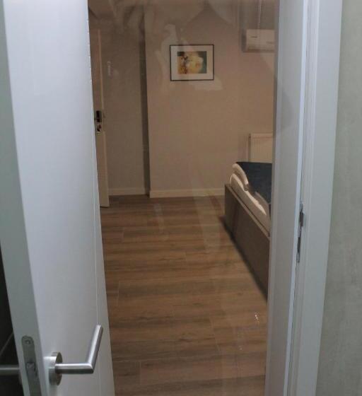 اتاق لوکس, Sleep Inn Prishtina