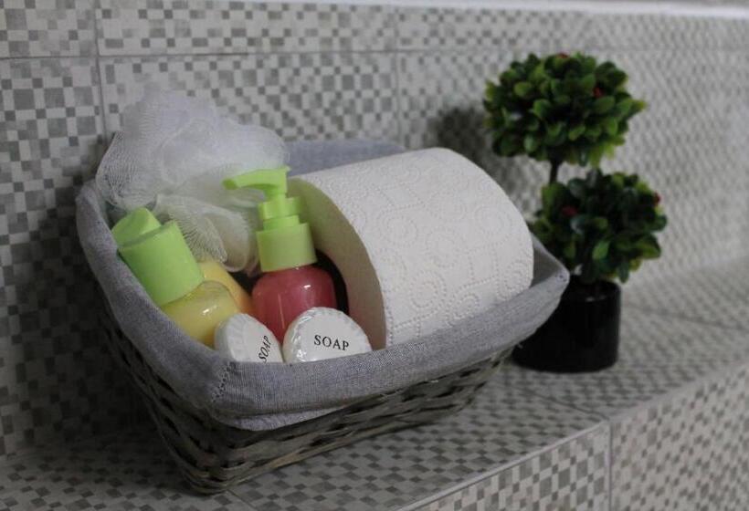 اتاق لوکس سه تخته, Sleep Inn Prishtina